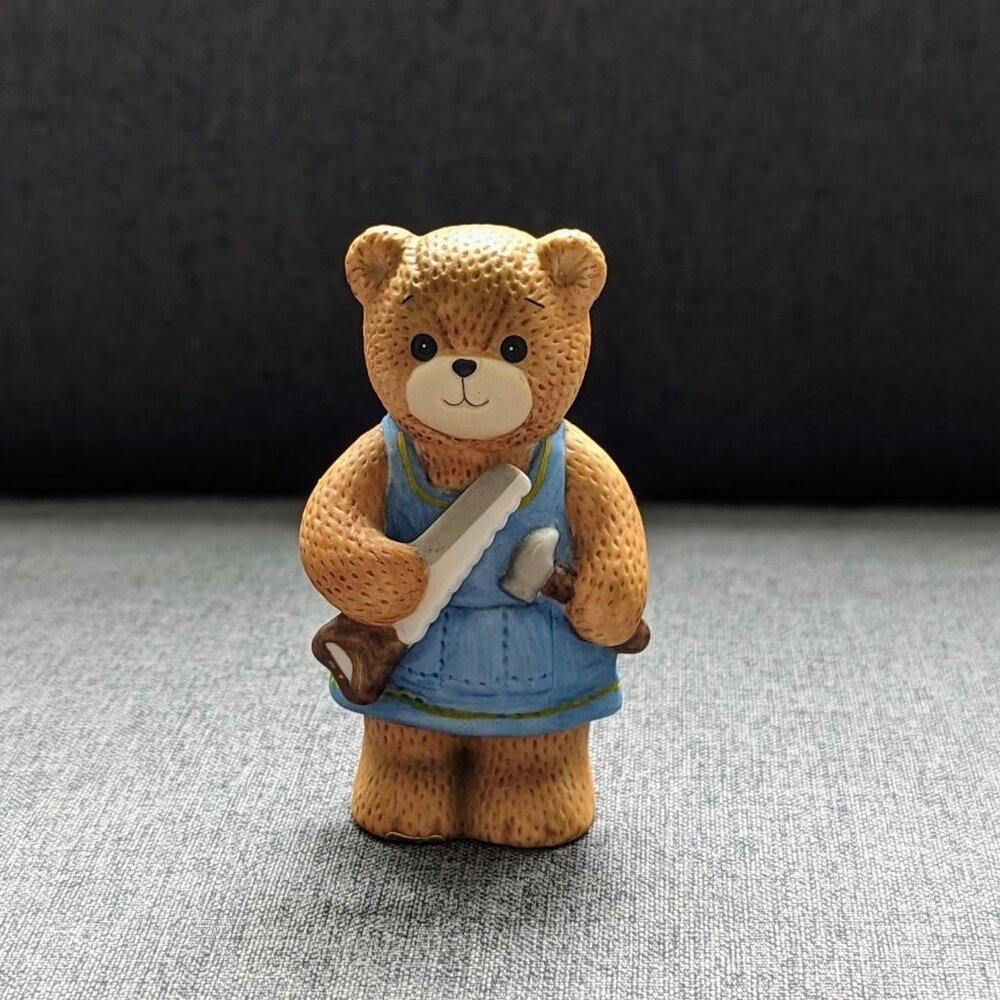 Bear Figurine Enesco Teddy Carpenter Lucy Rigg (Lucy and Me) 1984 Vintage